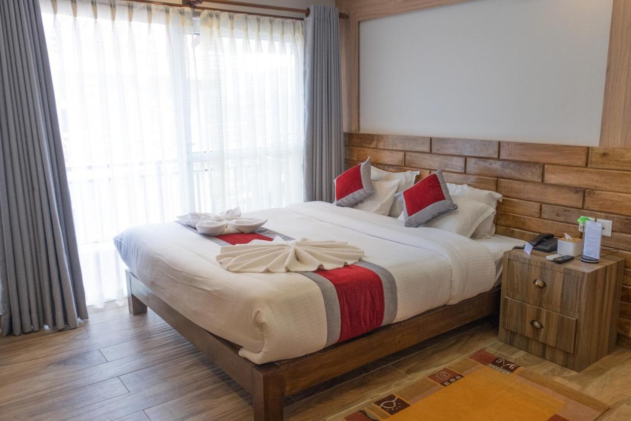 Hotel Pushkar Pokhara Exterior photo