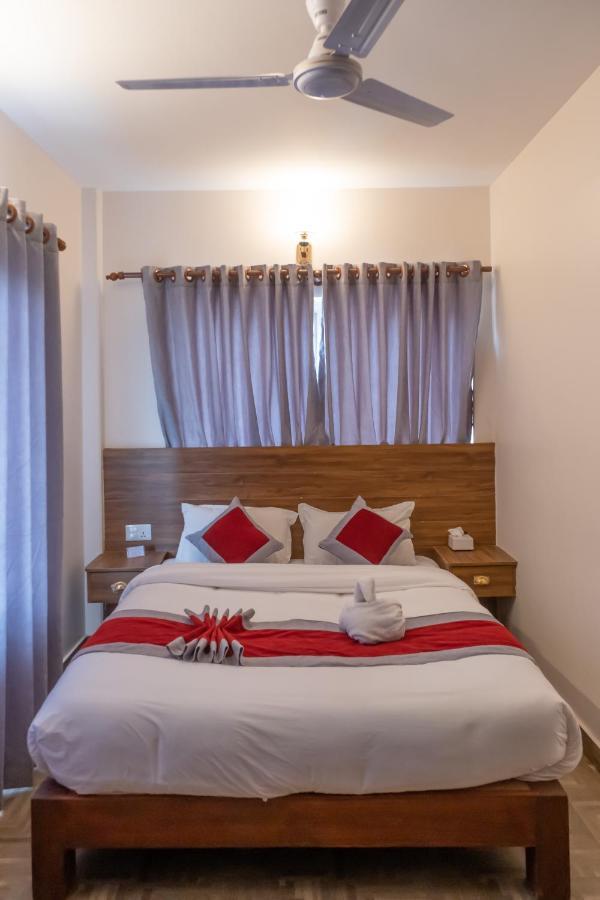 Hotel Pushkar Pokhara Exterior photo